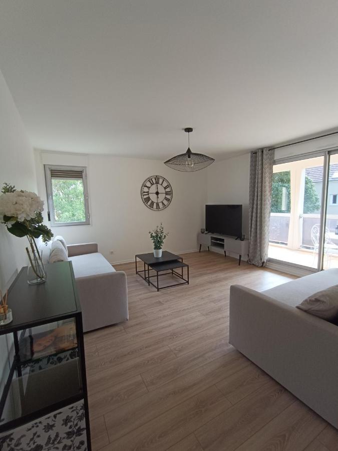 Les Reflets Apartment
